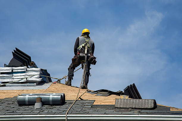 Professional Roofing technician working in Brimfield, OH